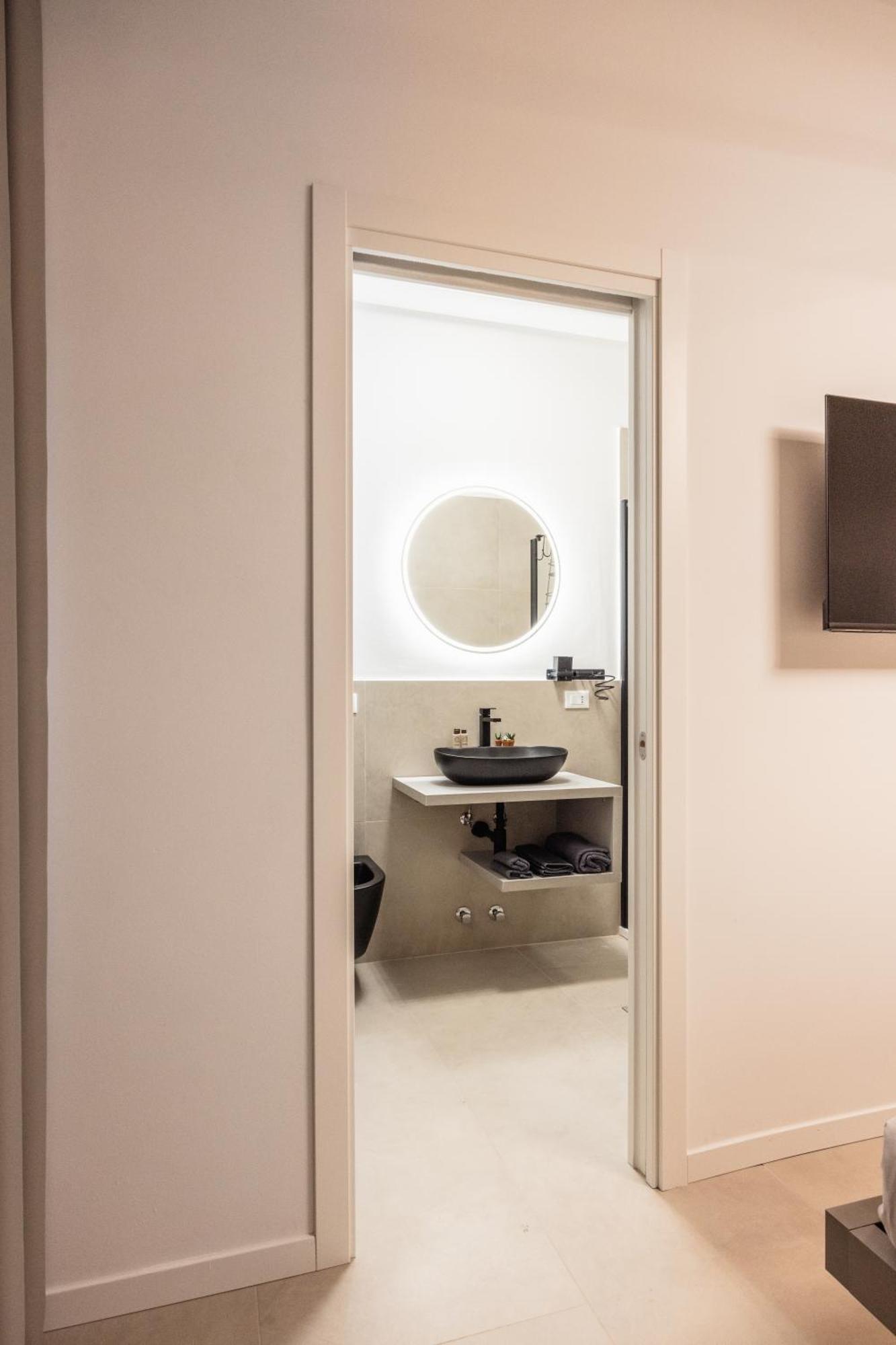 Luxury Station Suite Bologna Kültér fotó