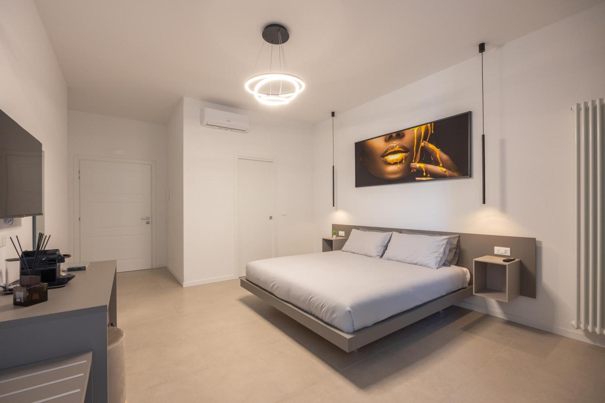 Luxury Station Suite Bologna Kültér fotó